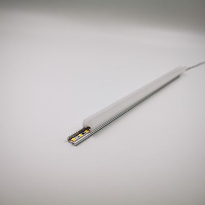Lampes LED en blanc chaud pour étagères de vente au détail
