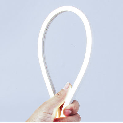 1000lm DC 12V IP55 Silicone LED Strip Light Pour la décoration extérieure / intérieure