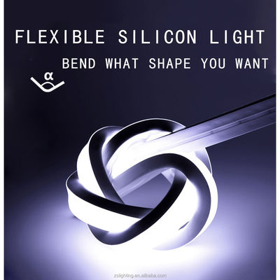 1000lm DC 12V IP55 Silicone LED Strip Light Pour la décoration extérieure / intérieure