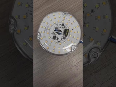 Remplacement de la lumière du ventilateur de plafond de 100 mm 39